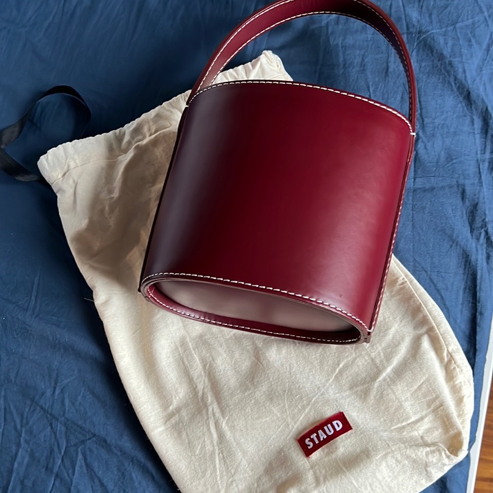 90% new Staud leather bucket bag